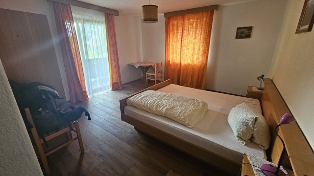 Großes, gemütliches Doppelzimmer mit Balkon im Wieserhof